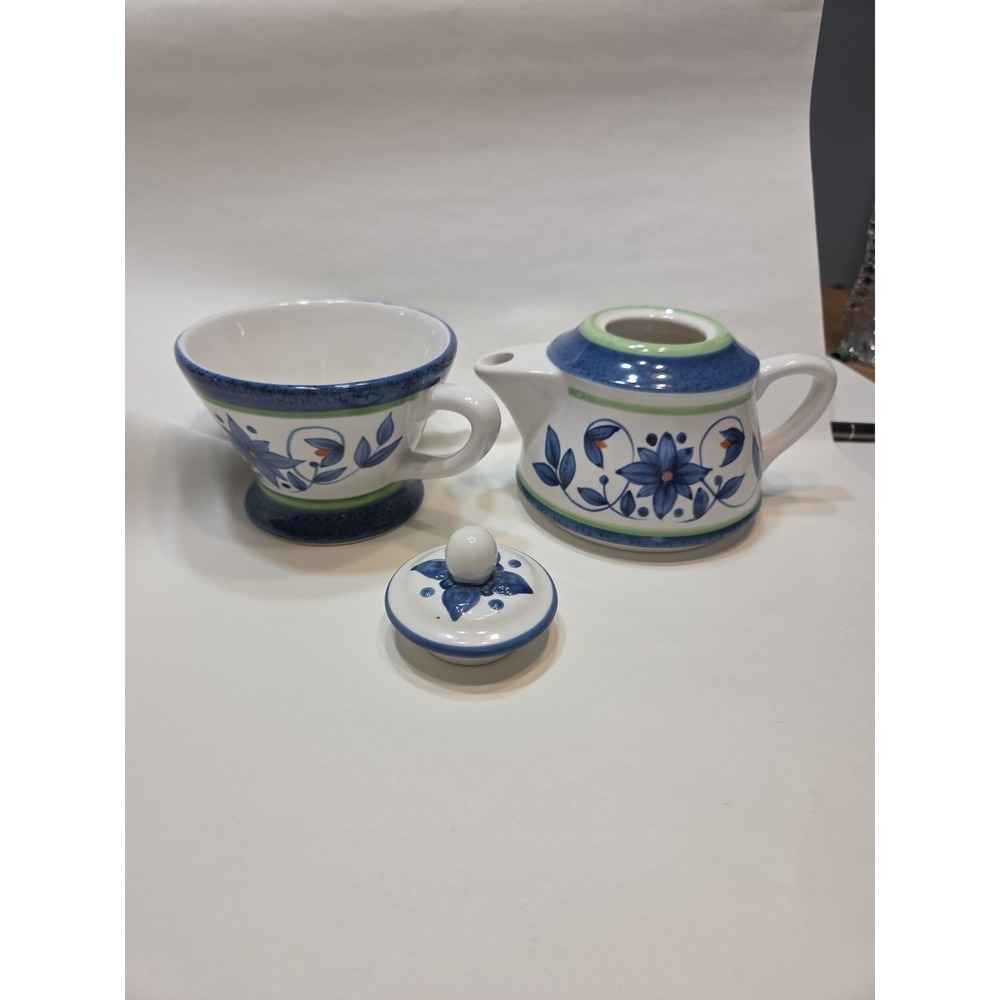 Pfaltzgraff Tea For One Porcelain Teapot with Lid and Cup Floral Blue Pattern - Picture 3 of 5